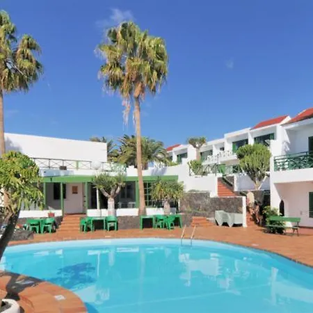 Aparthotel Rocas Blancas 2*