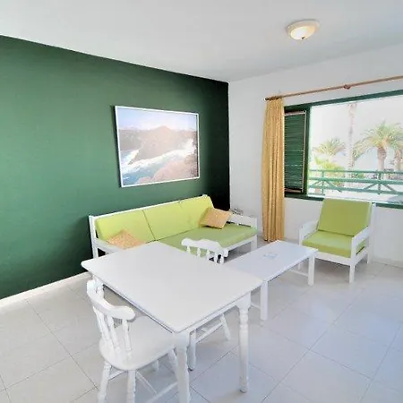 Aparthotel Rocas Blancas 2*