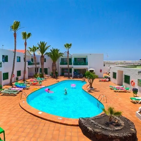 Apartahotel Rocas Blancas 2*