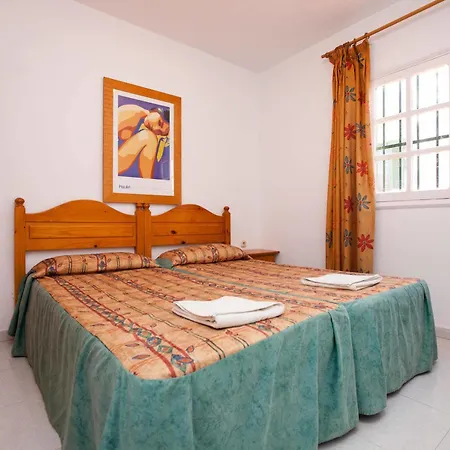 Aparthotel Rocas Blancas 2*
