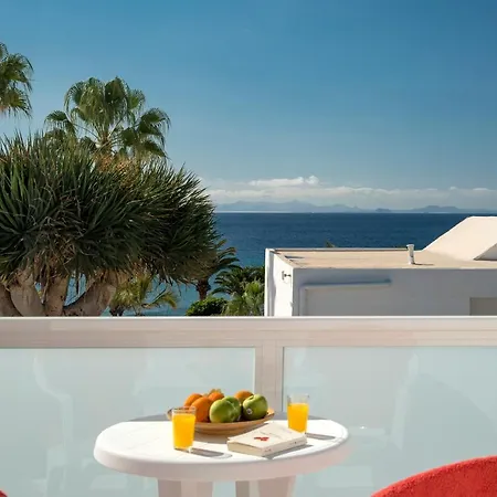 Rocas Blancas Aparthotel 2*