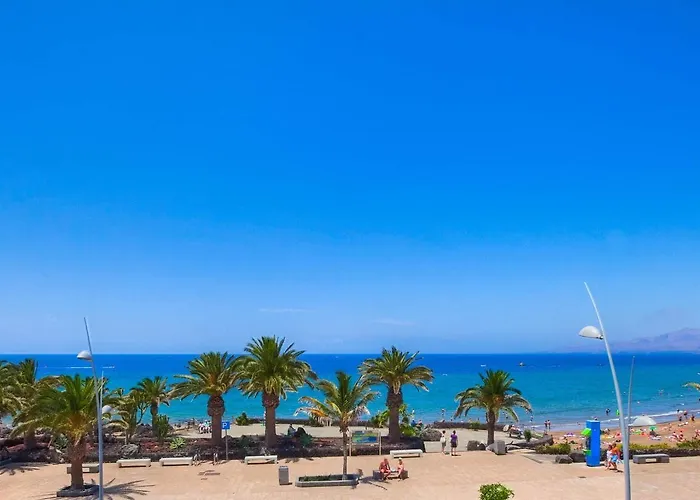 白色岩石公寓 卡门港