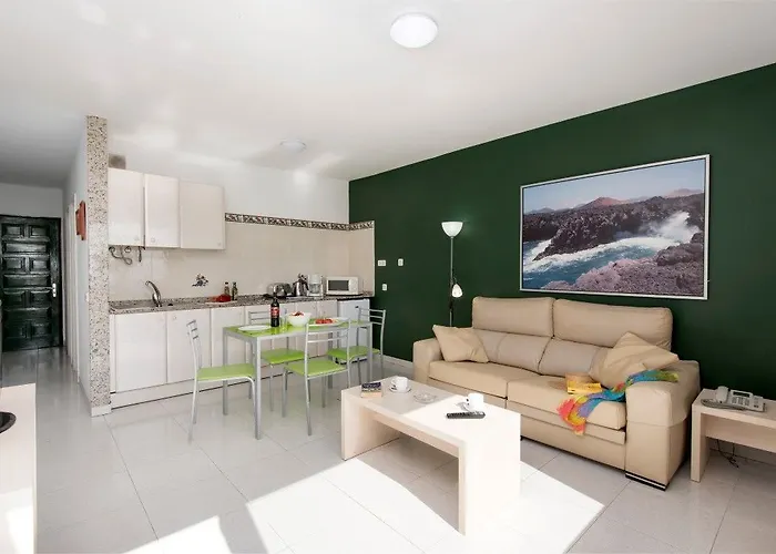 公寓式酒店 白色岩石公寓 4*